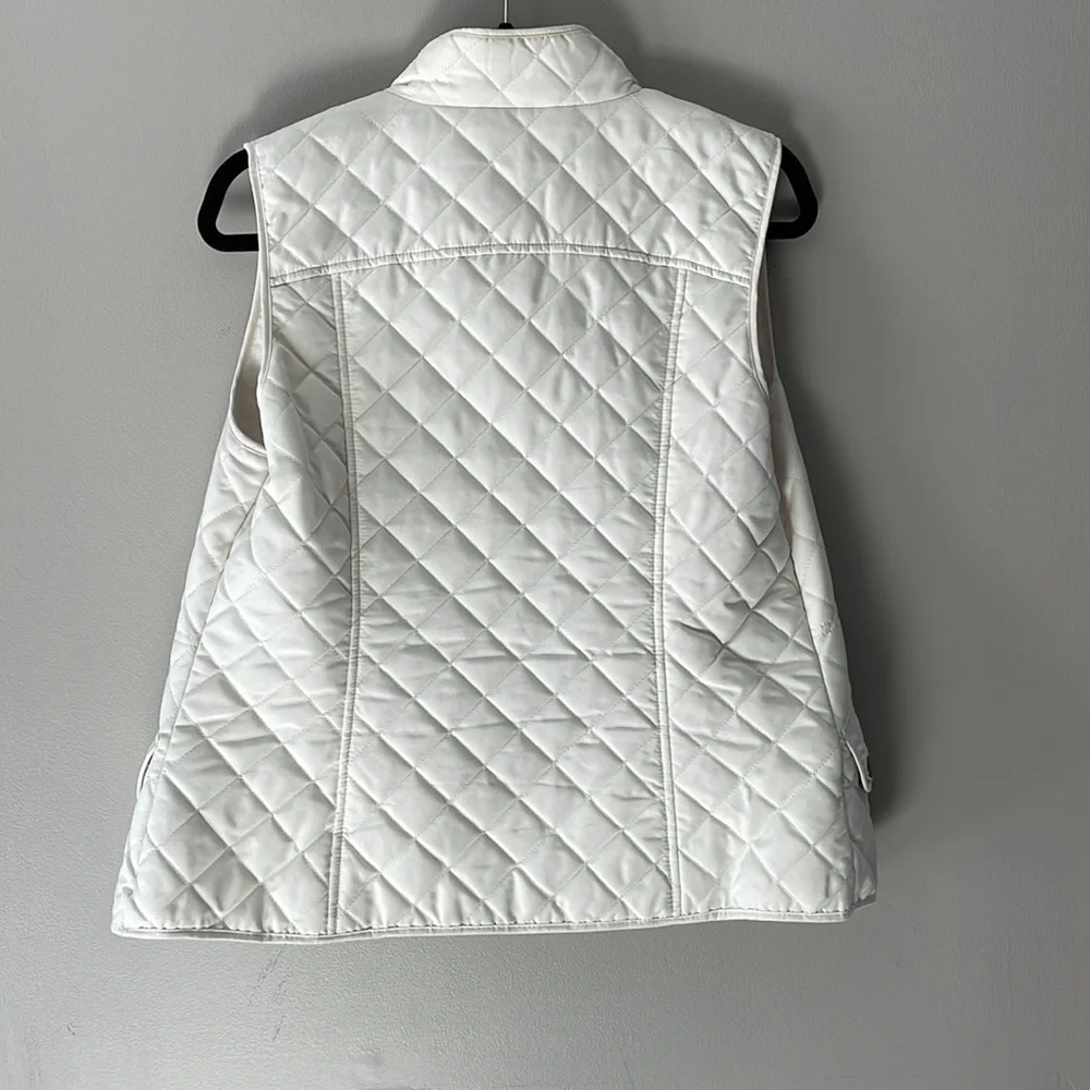Vest - Picture 5 of 5